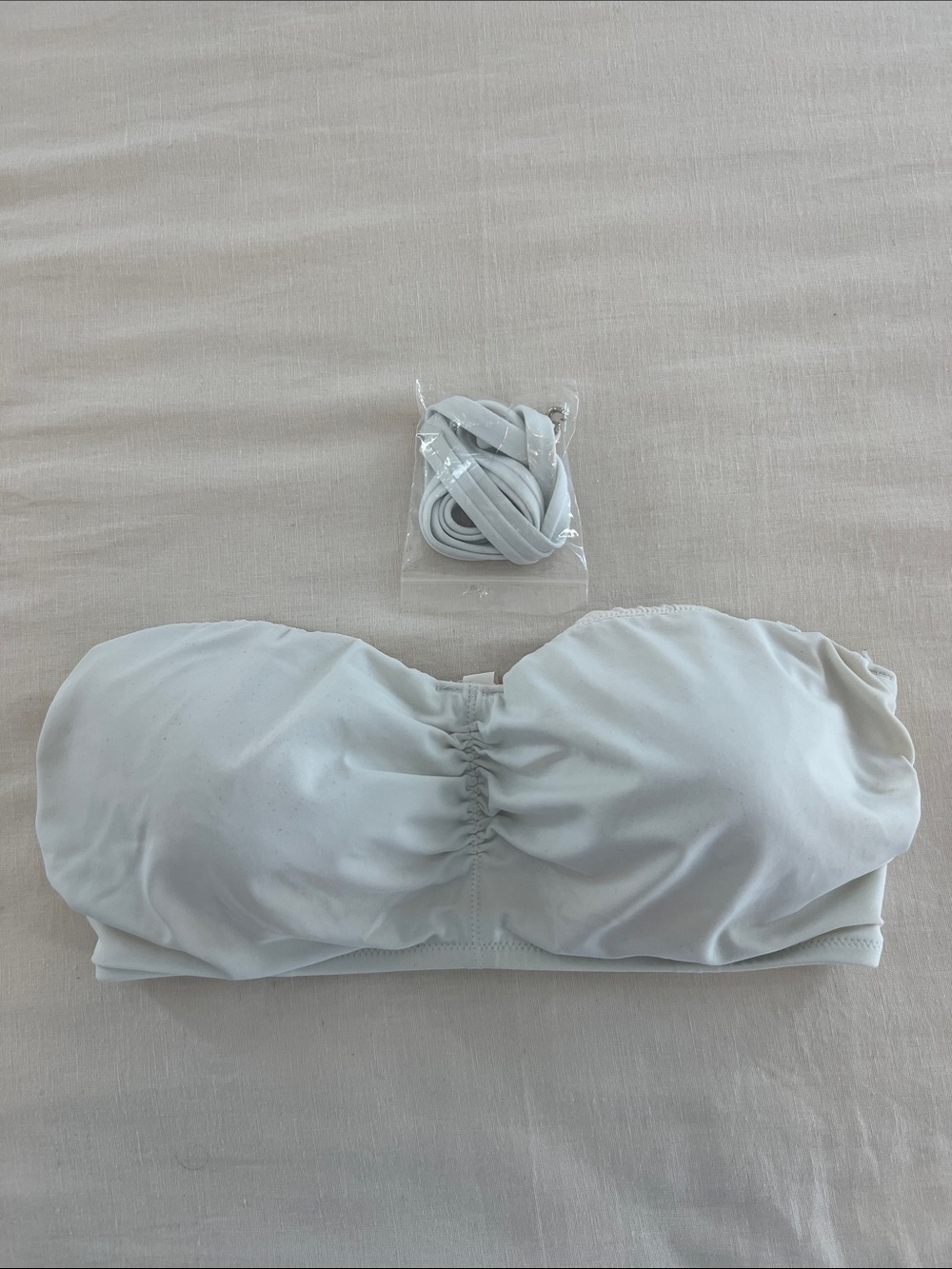 Victoria's Secret White Strapless Bandeau Swimsuit Top with Removable Straps